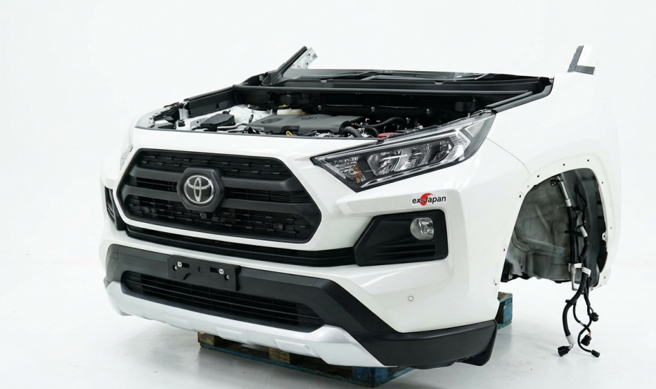 Toyota RAV4 Nose Cut in Kenya