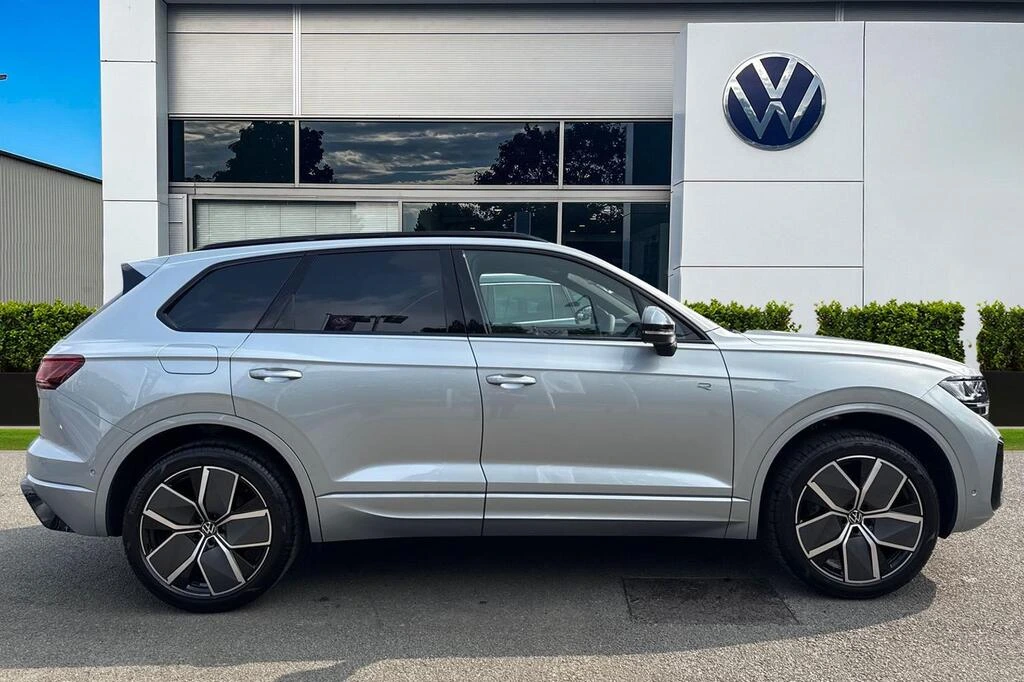 Volkswagen Touareg Accessories & Body Kits in Kenya Volkswagen Touareg accessories & body kits in Kenya