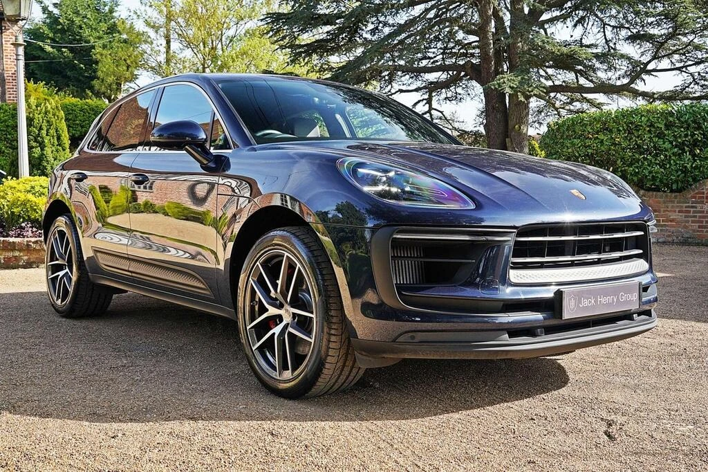Porsche Macan accessories & body kits in Kenya